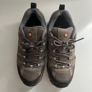 Merrell Moab 2 Womens Hiking Shoes